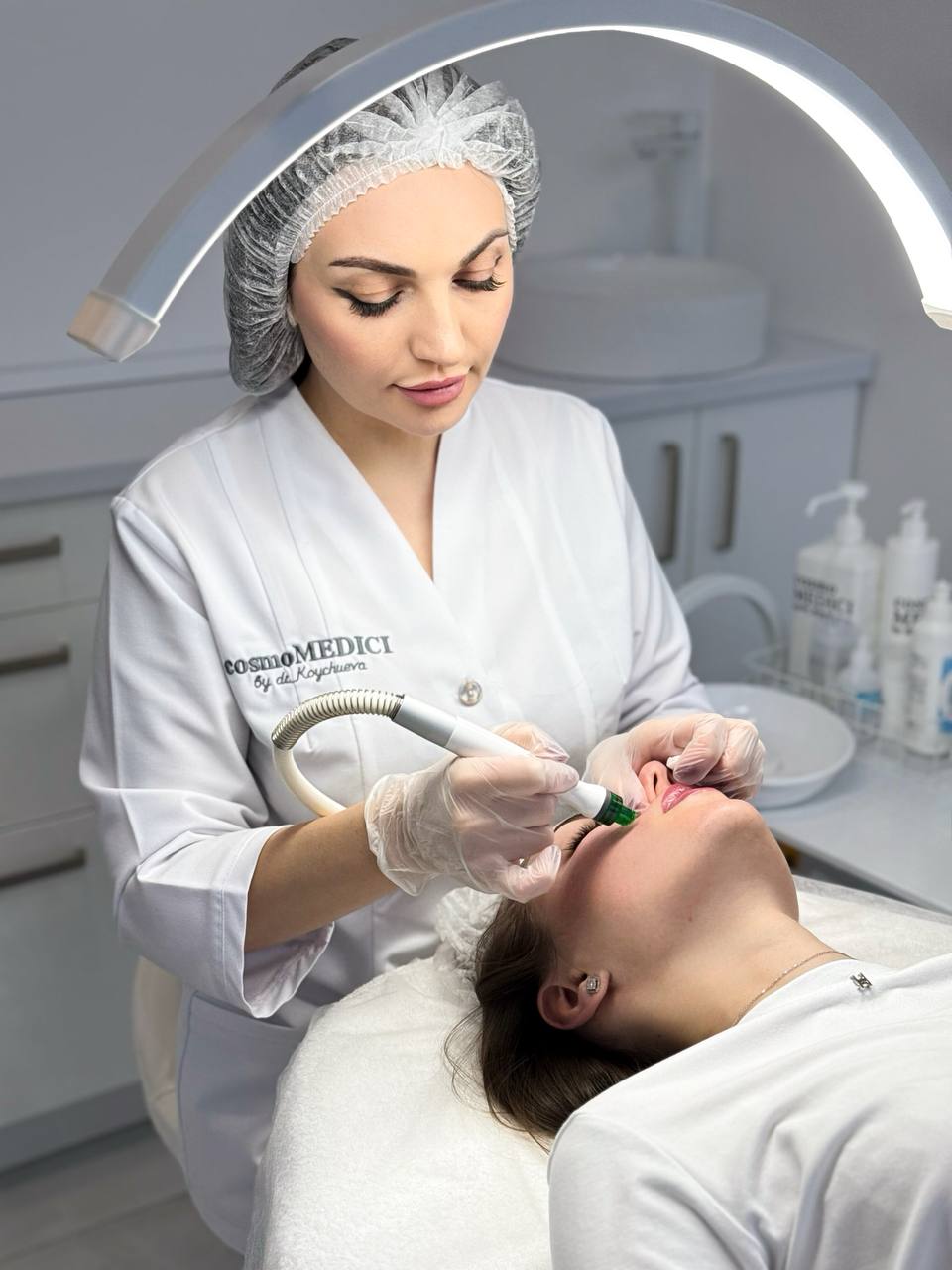Чистка на аппарате Profacial